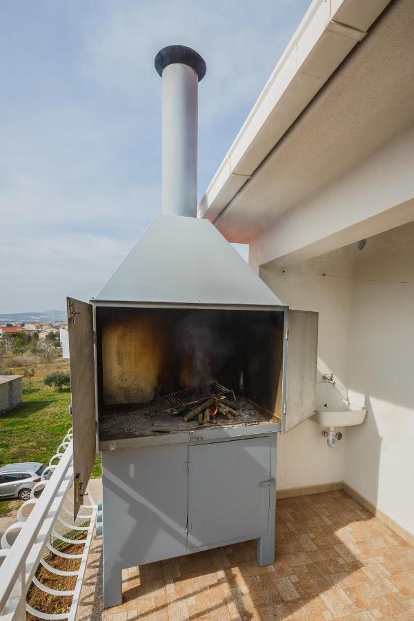 Apartment Lena Kastela Dış mekan fotoğraf