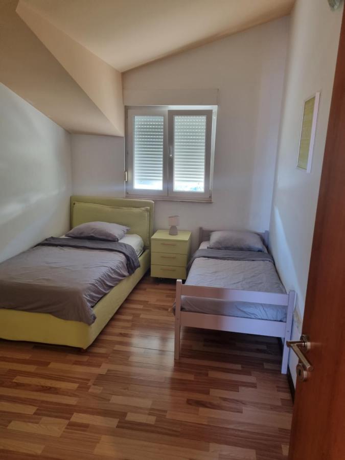 Apartment Lena Kastela Dış mekan fotoğraf